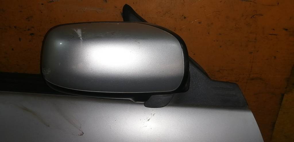 зеркало Subaru Impreza