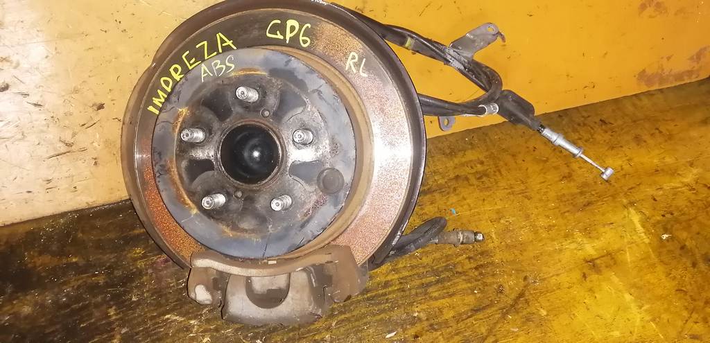 ступица Subaru Impreza