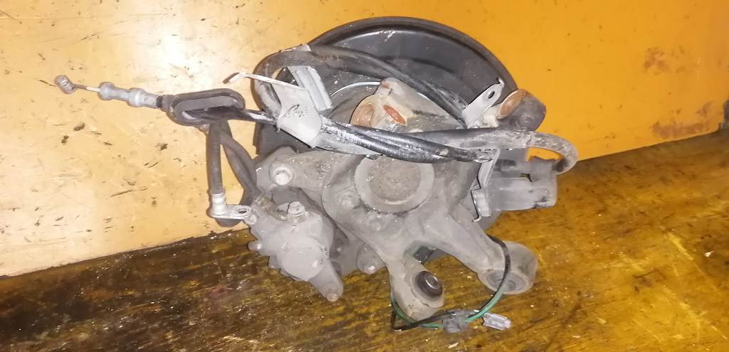 ступица Subaru Impreza