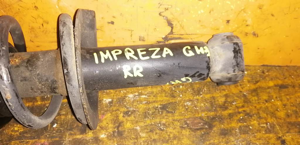 стойка Subaru Impreza