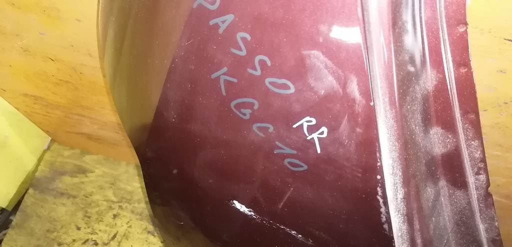 крыло Toyota Passo