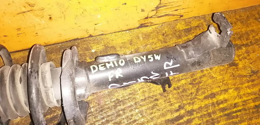 стойка Mazda Demio