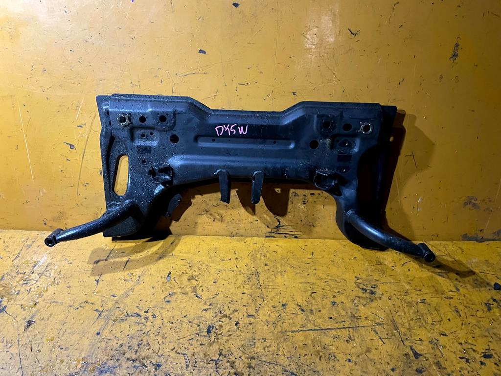 балка Mazda Demio