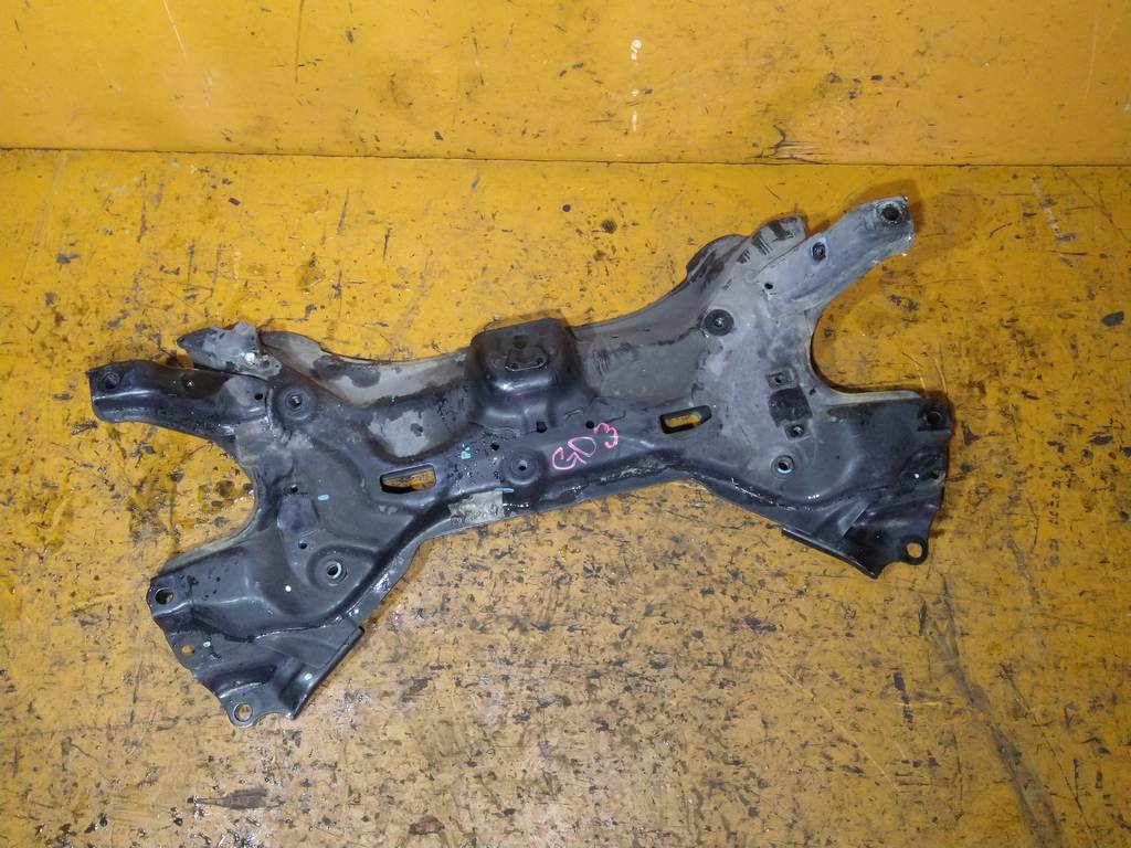 балка Honda Fit