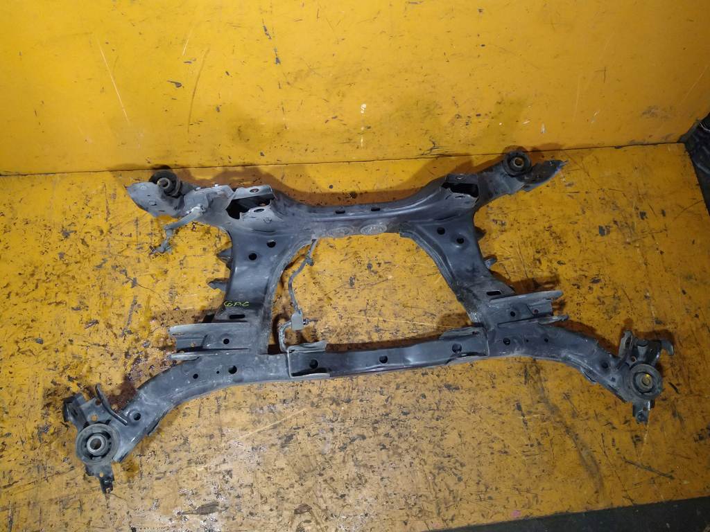 балка Subaru Impreza