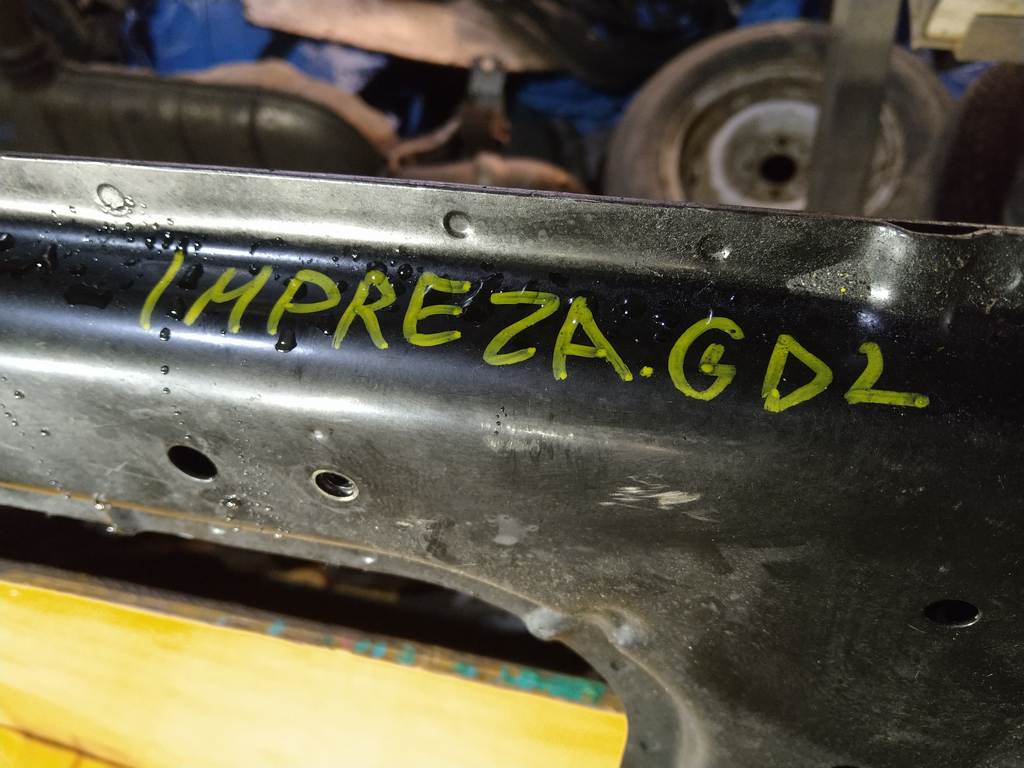 балка Subaru Impreza