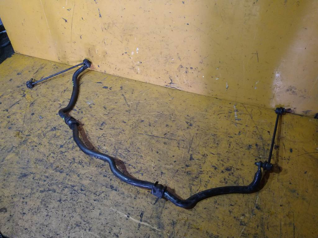 стабилизатор Honda Freed Spike