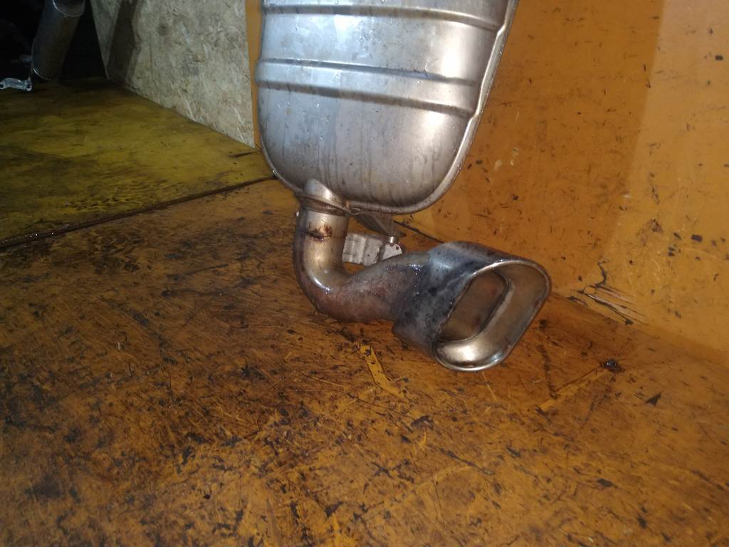 глушитель Volkswagen Touareg