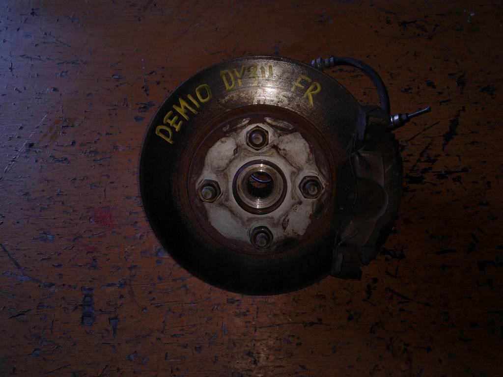 ступица Mazda Demio