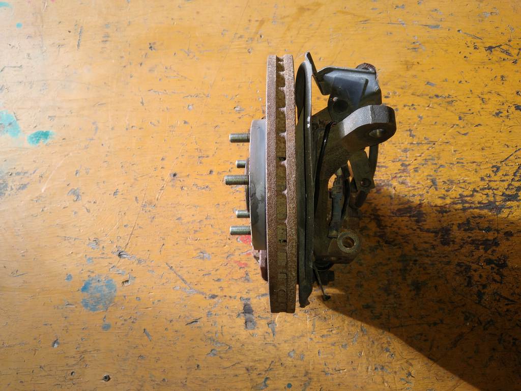 ступица Mitsubishi Outlander