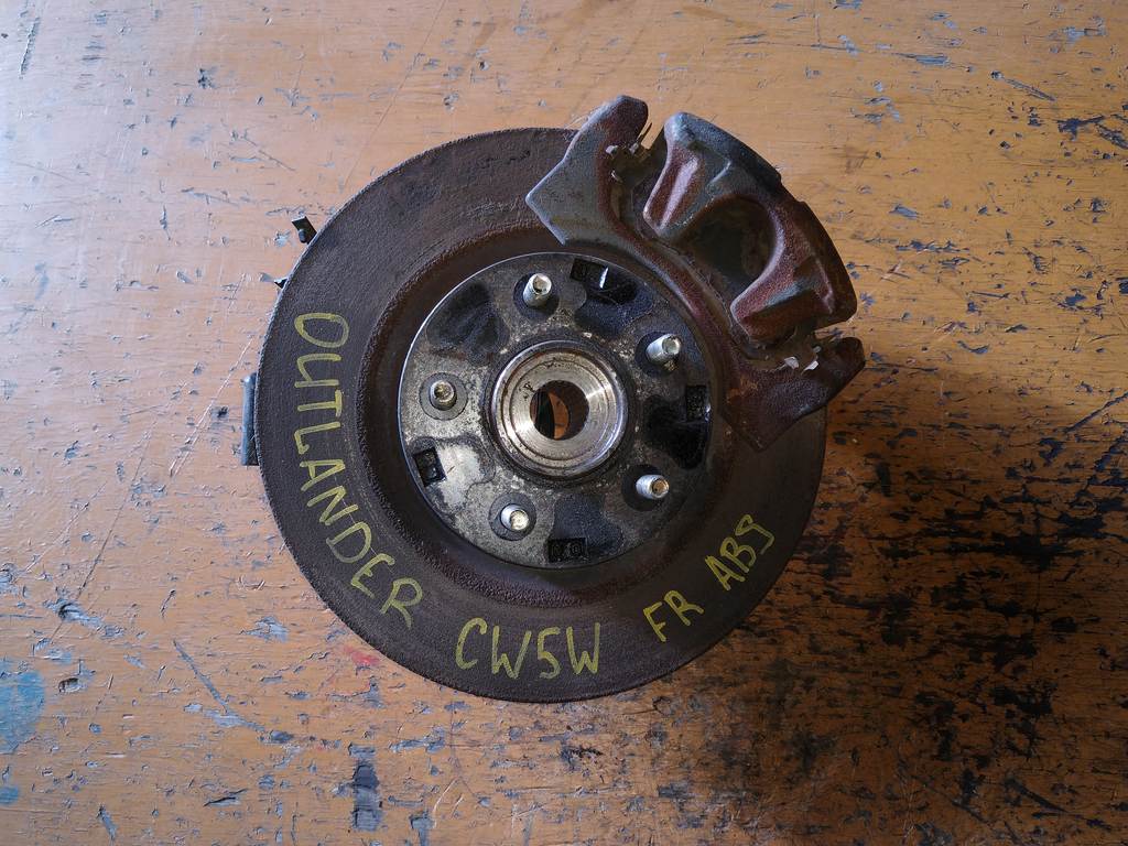 ступица Mitsubishi Outlander