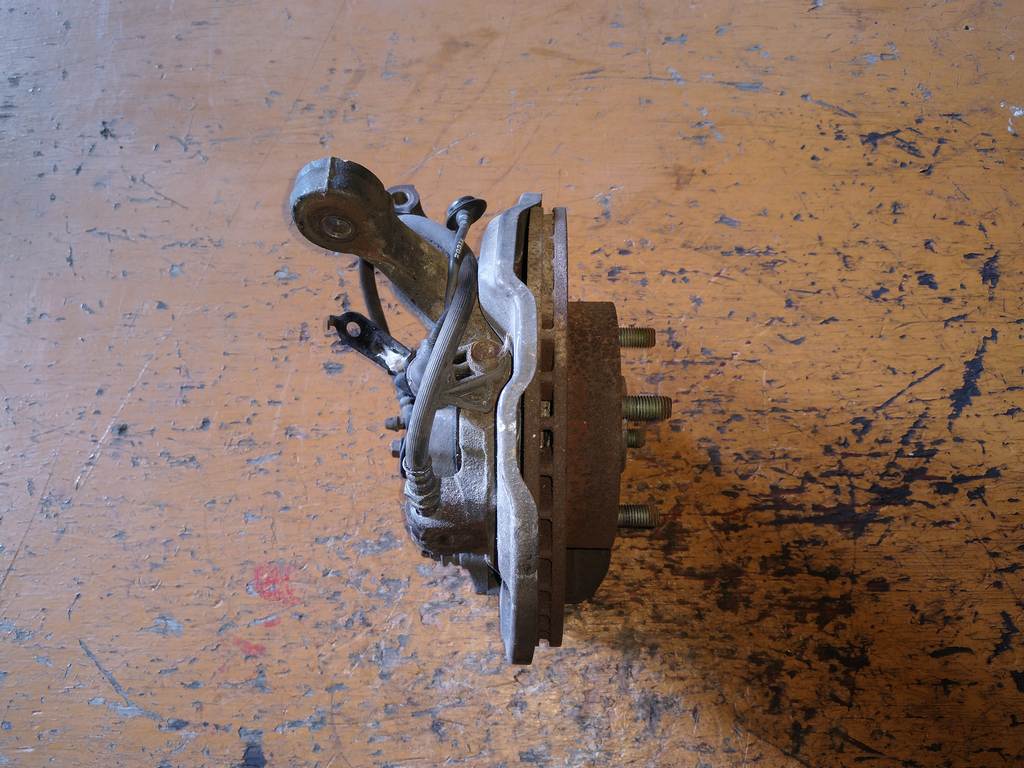 ступица Mazda Demio