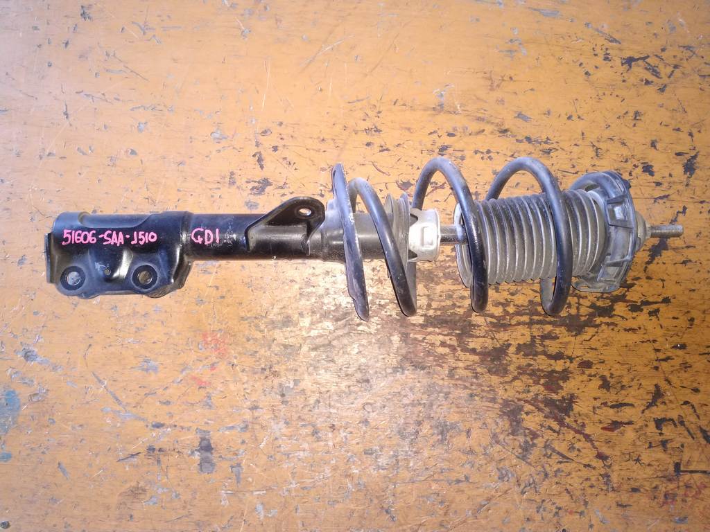 стойка Honda Fit