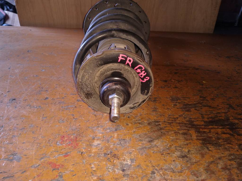 стойка Honda Freed Spike