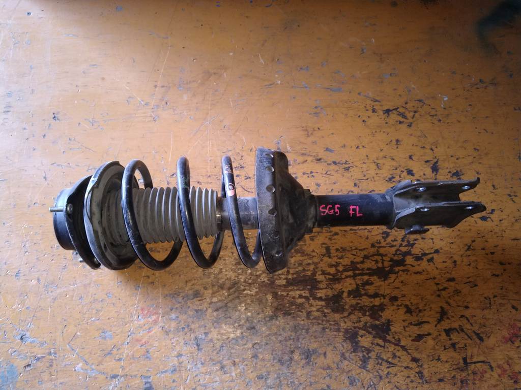 стойка Subaru Forester