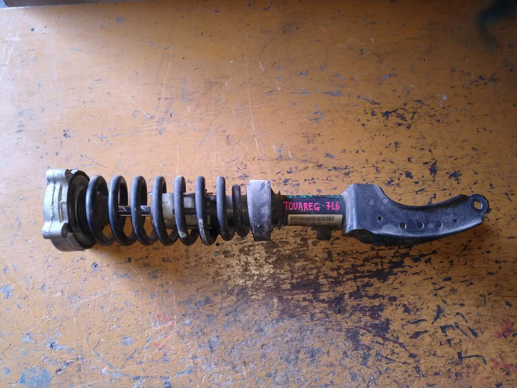 стойка Volkswagen Touareg