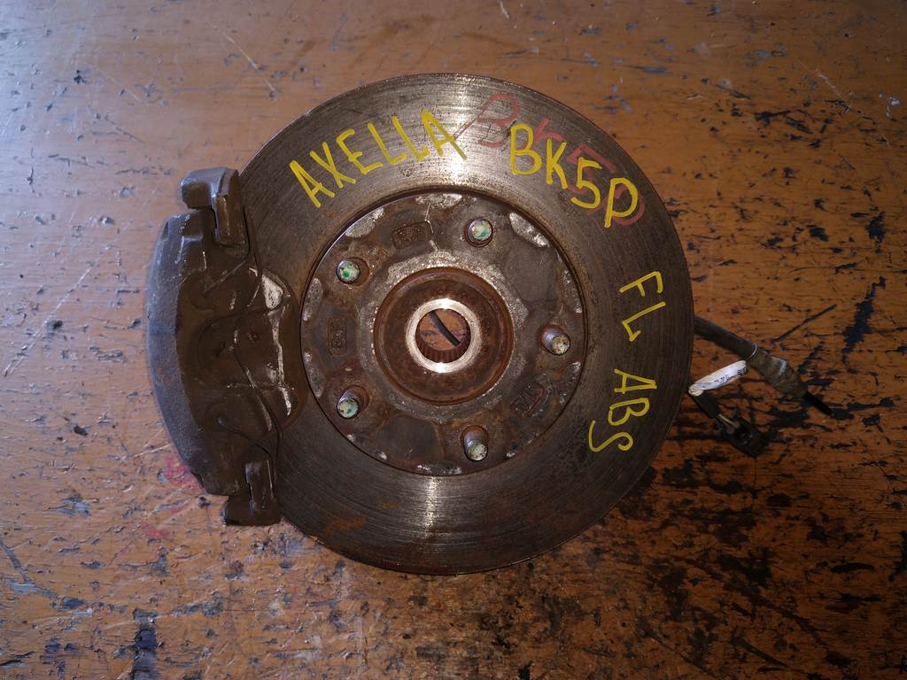 ступица Mazda Axela