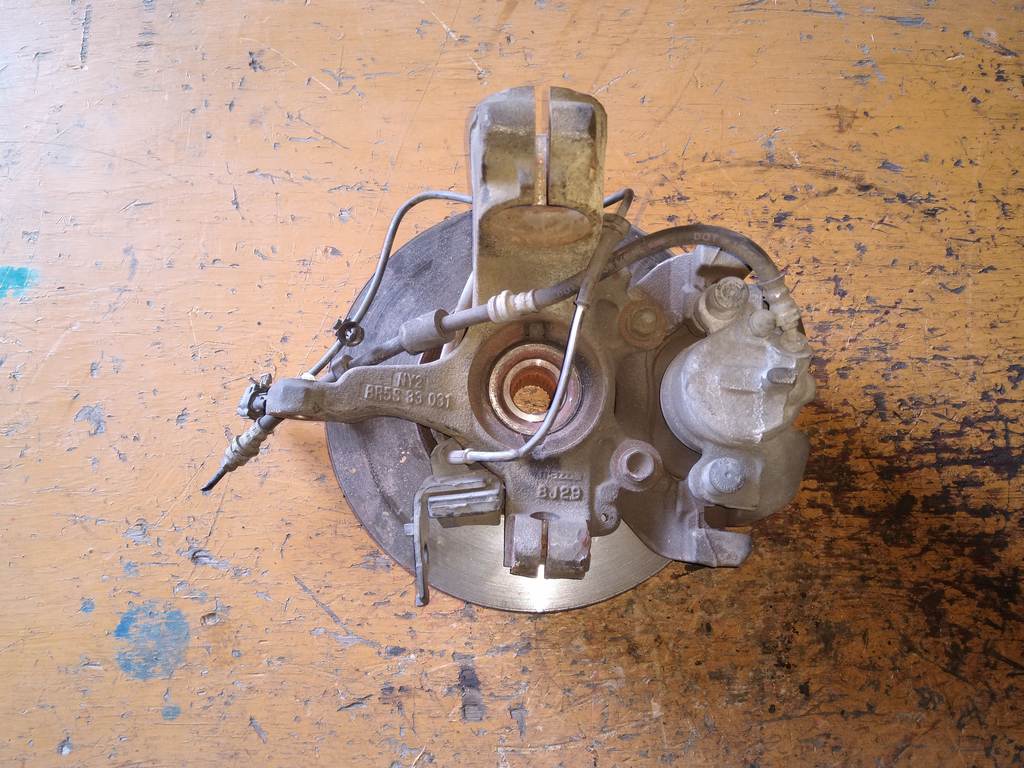 ступица Mazda Axela