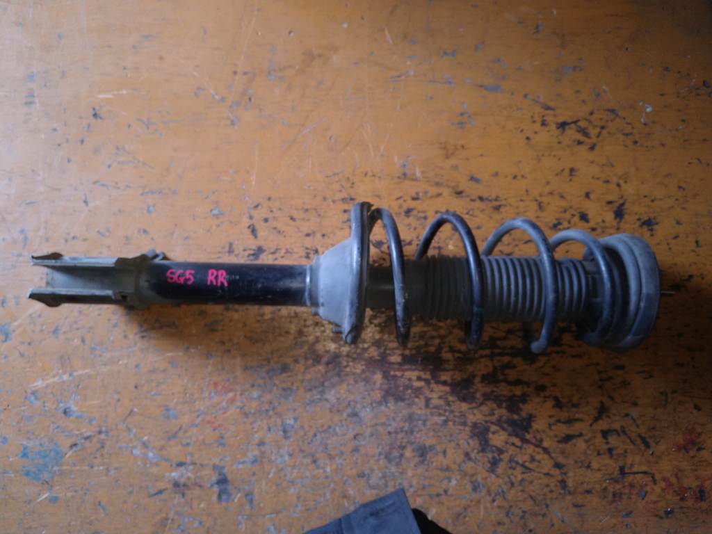 стойка Subaru Forester