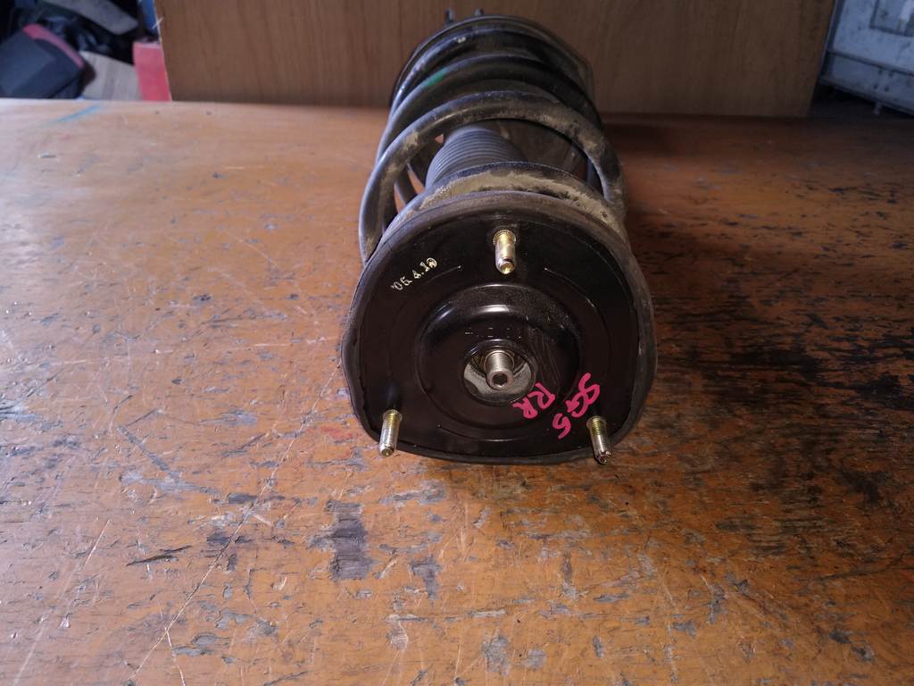 стойка Subaru Forester