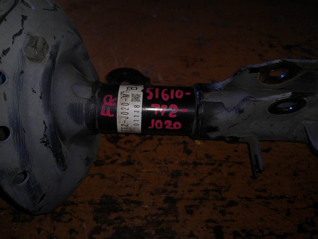 стойка Honda Fit