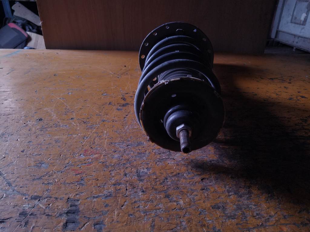 стойка Honda Fit