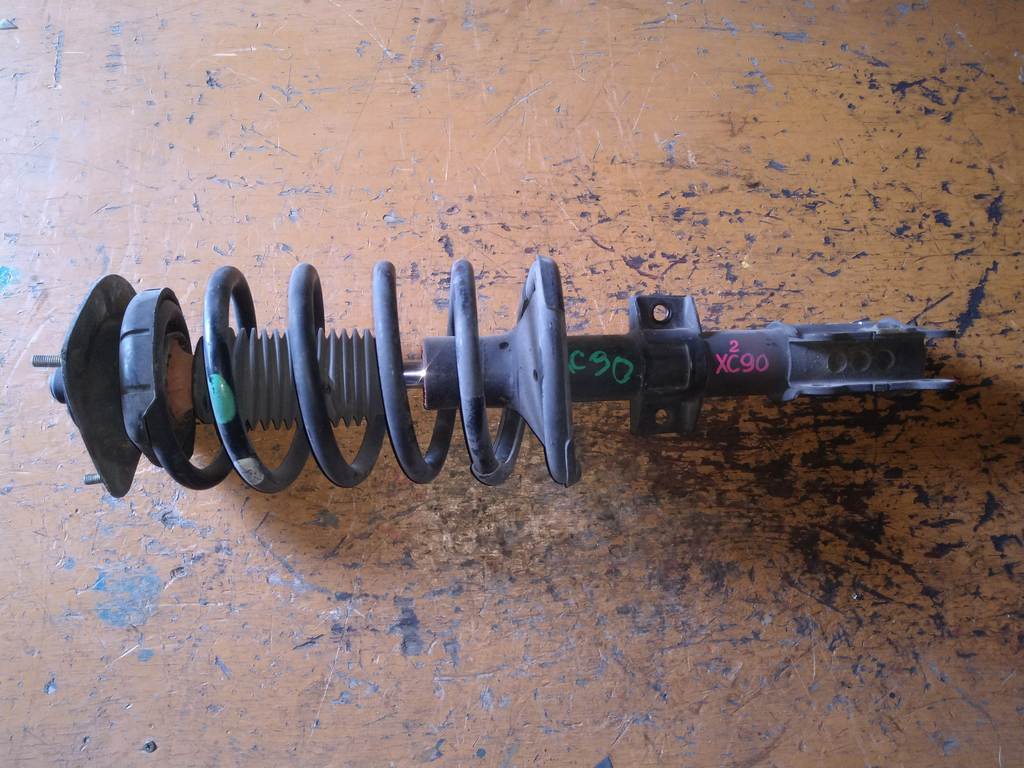 стойка Volvo XC90