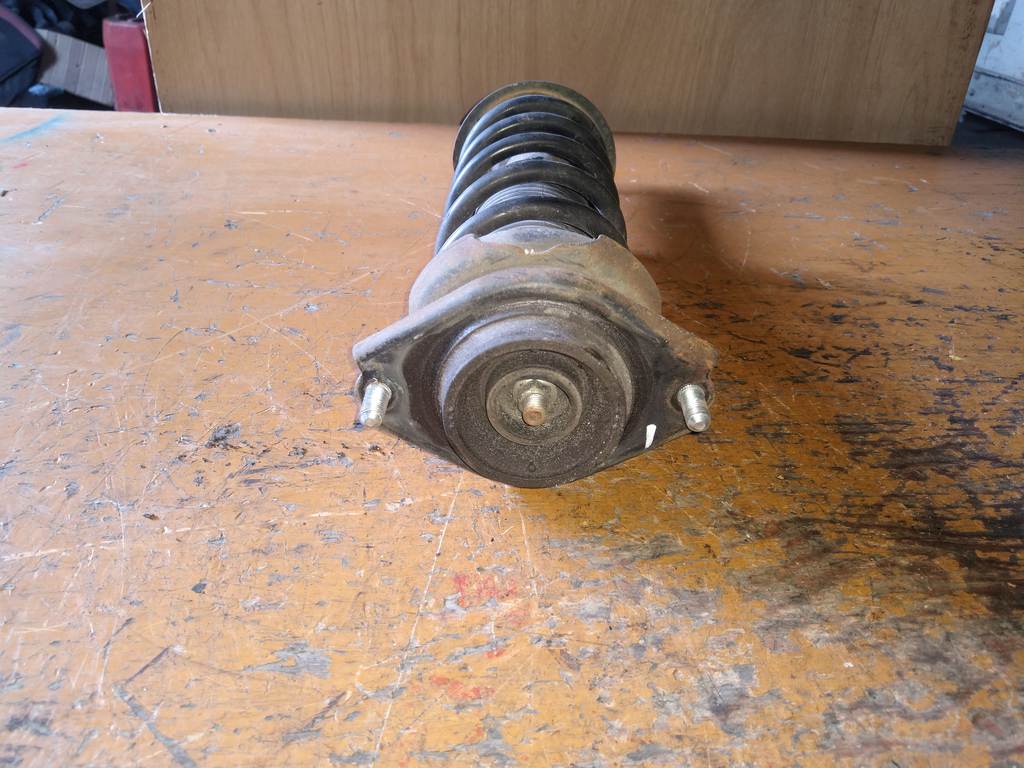 стойка Subaru Impreza