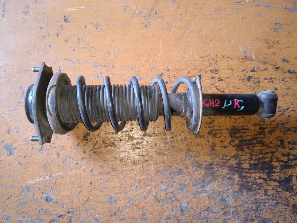 стойка Subaru Impreza