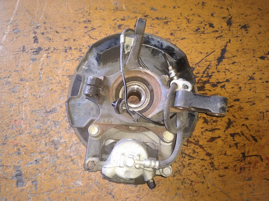 ступица Suzuki Swift