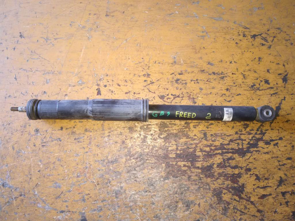 амортизатор Honda Freed Spike