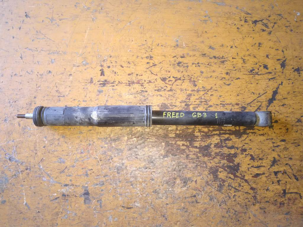 амортизатор Honda Freed Spike