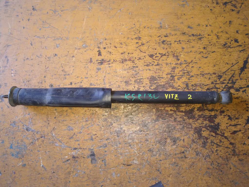 амортизатор Toyota Vitz