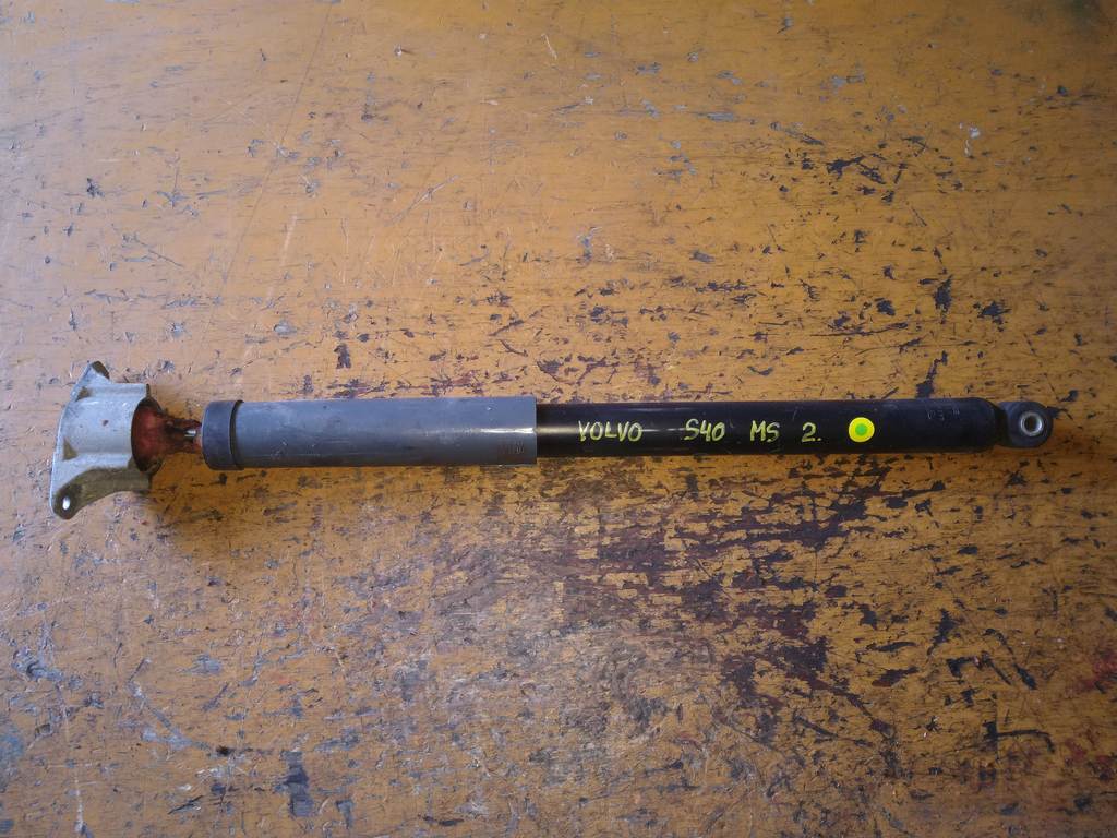 амортизатор Volvo S40