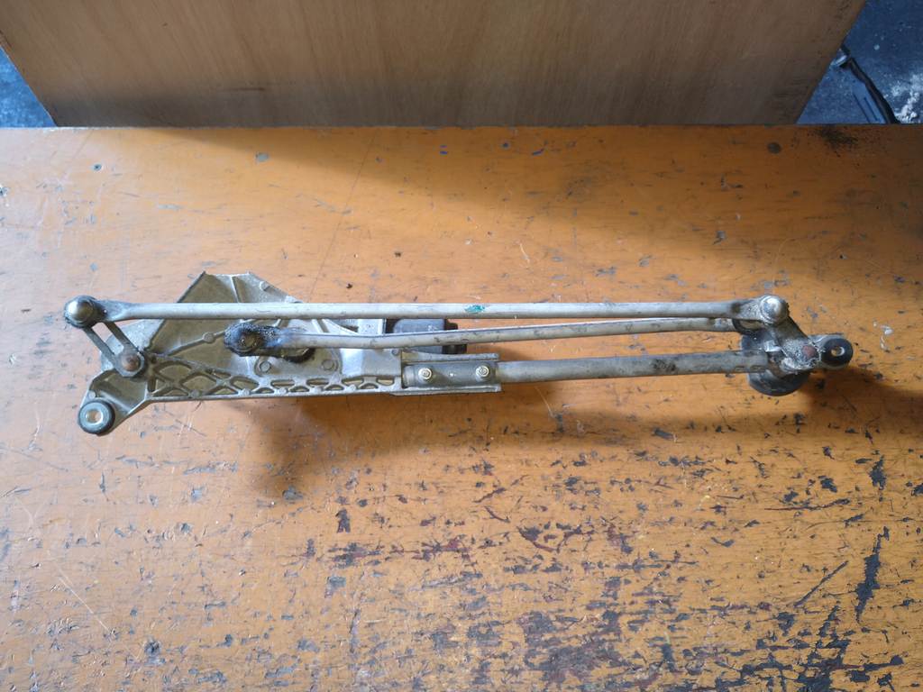 трапеция дворников Subaru Forester