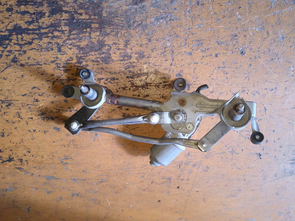 трапеция дворников Honda Fit