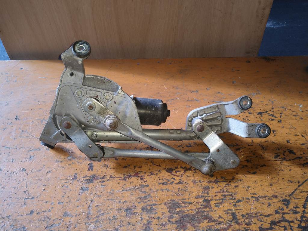 трапеция дворников Honda Freed Spike