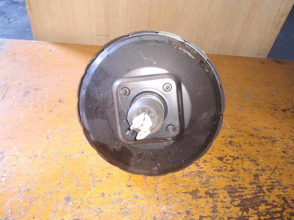 главный тормозной Nissan Note