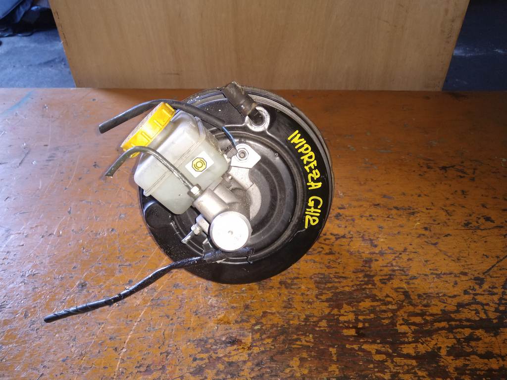 главный тормозной Subaru Impreza