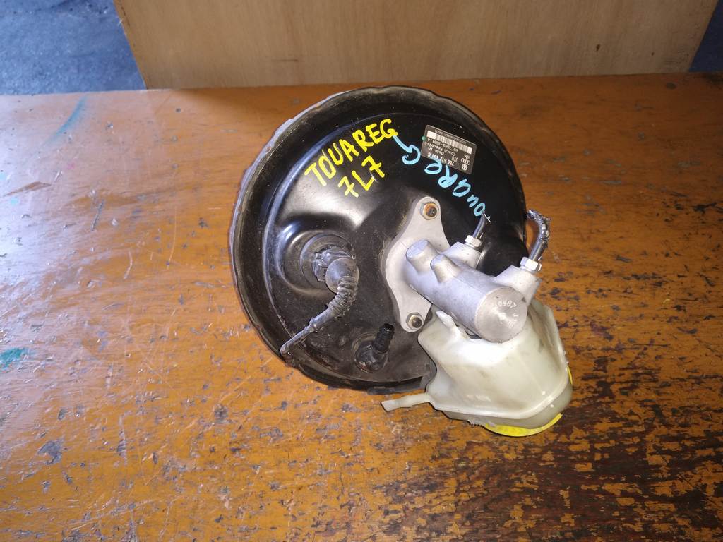 вакуумный усилитель тормозов Volkswagen Touareg