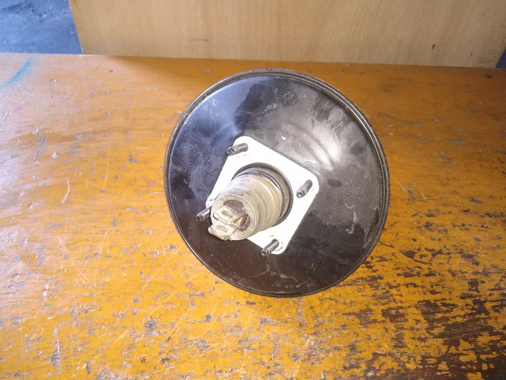 вакуумный усилитель тормозов Mazda Demio