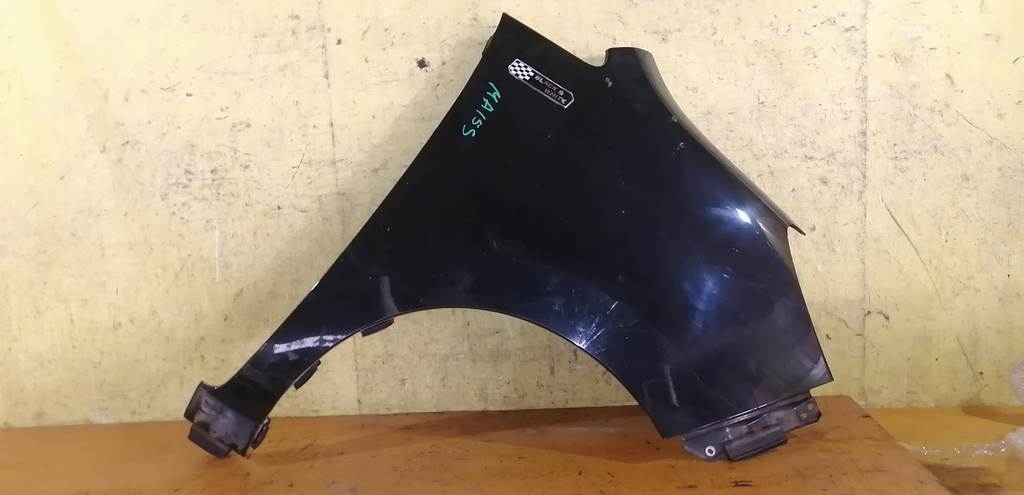 крыло Suzuki Solio