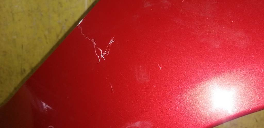 крыло Mitsubishi Colt