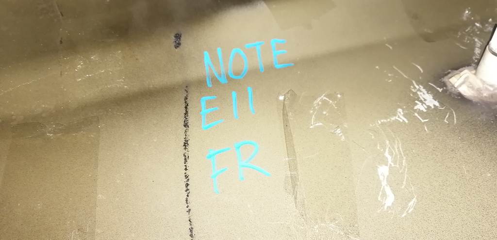 крыло Nissan Note