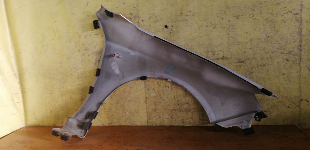 крыло Subaru Impreza