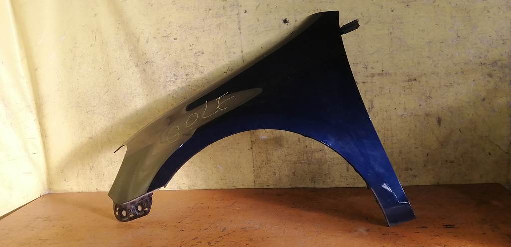 крыло Volkswagen Golf