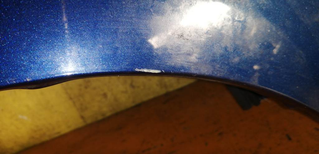 крыло Volkswagen Golf