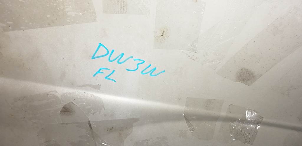 крыло Mazda Demio