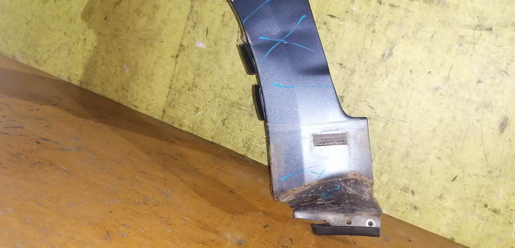 крыло Suzuki Swift