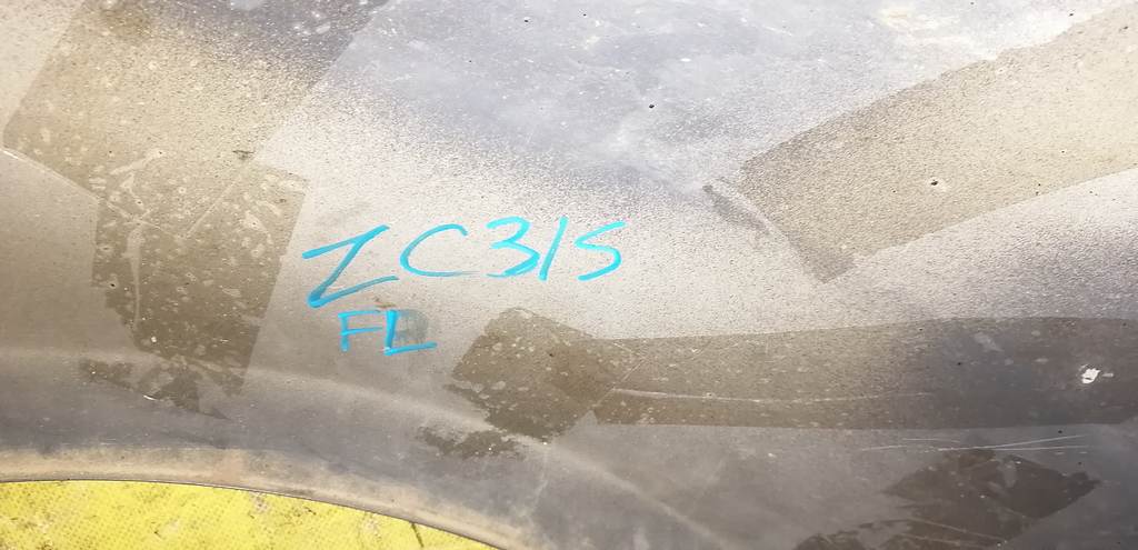 крыло Suzuki Swift